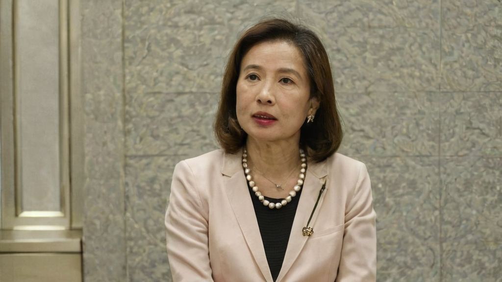 从美容大王到吃瓜女王，大S在娱乐圈的风云人生与韩庚的秘密身份揭露
